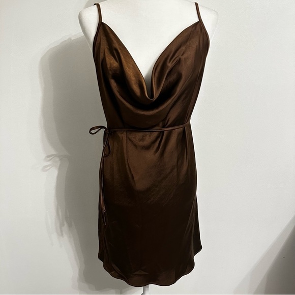 Motel Rocks Paiva Slip Dress in Satin Rich Brown size XL - Picture 3 of 14
